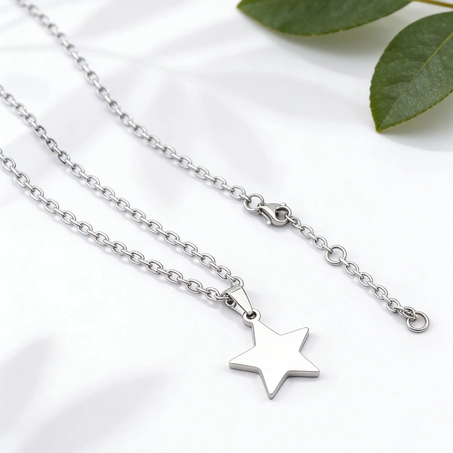 Polished Star Pendant Necklace