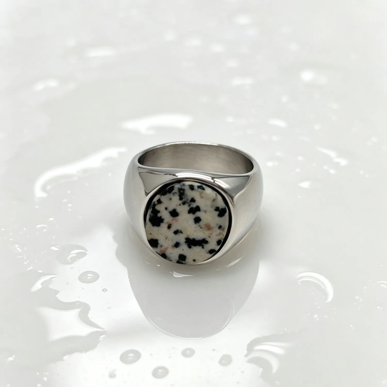 Vintage Speckled Stone Ring