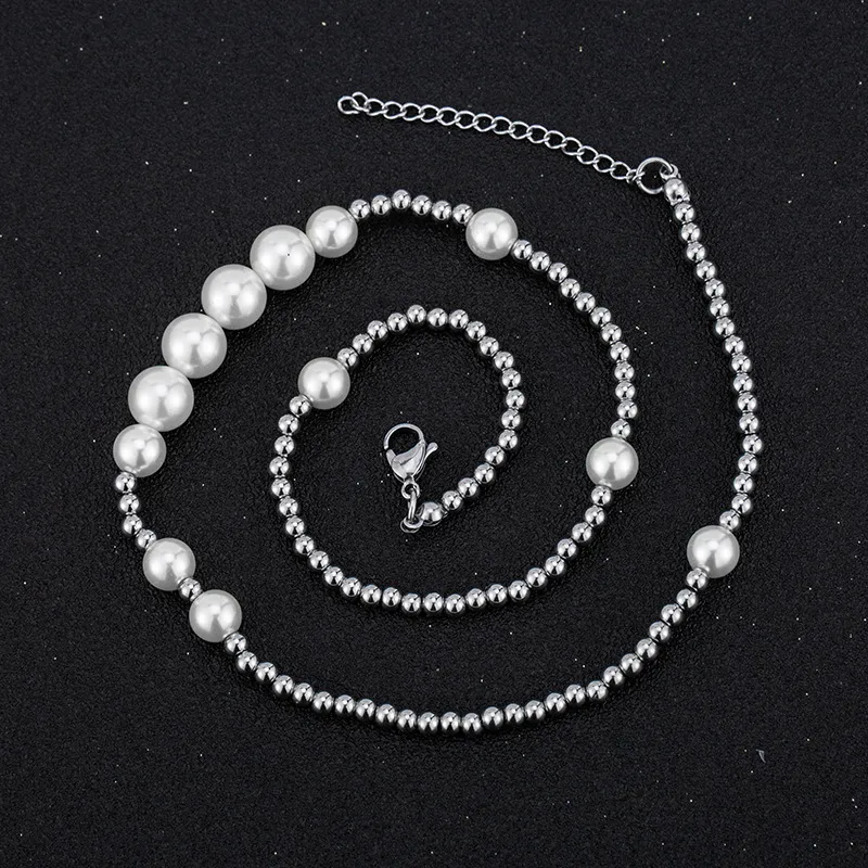 Mosaic Pearl Punk Necklace