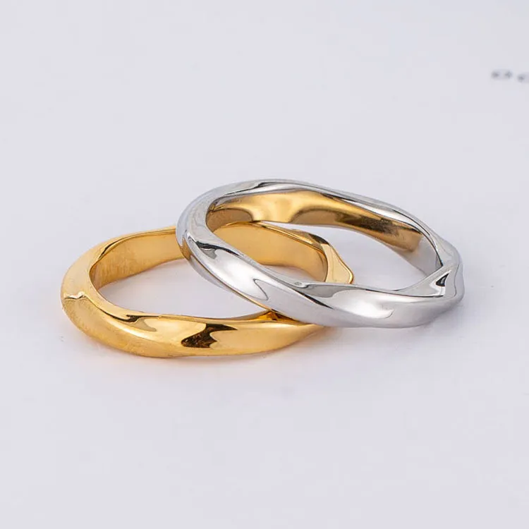 Minimalist Geometric Line Ring