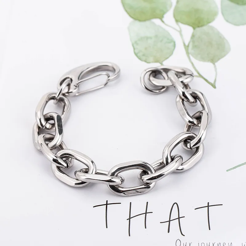 Chunky Ring-Link Bracelet