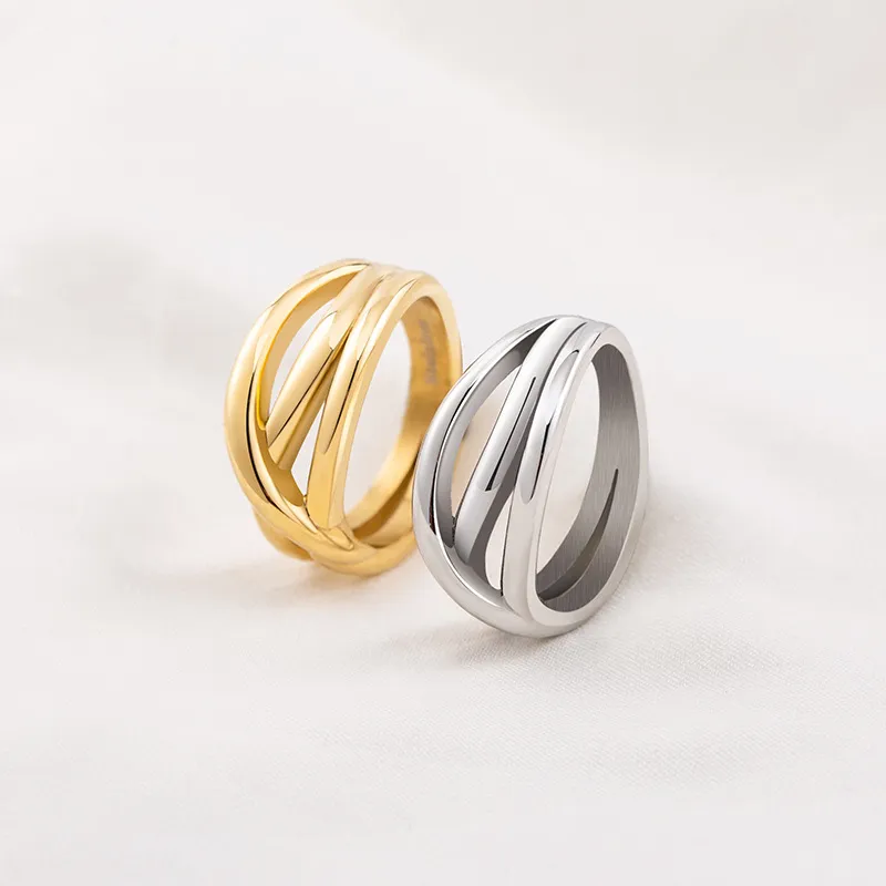 Twisted Geometric Gold Ring