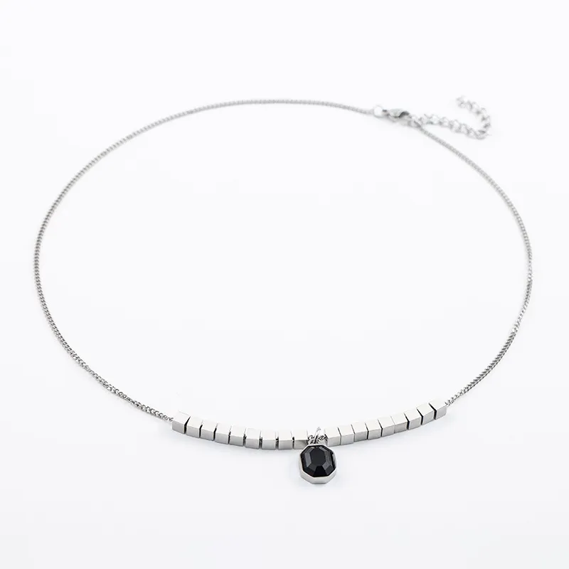 Black Facet Block Choker