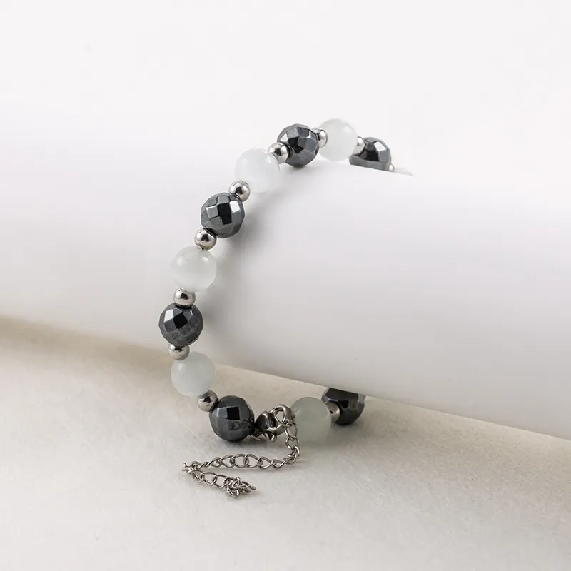 Black & White Cat's Eye Bead Bracelet