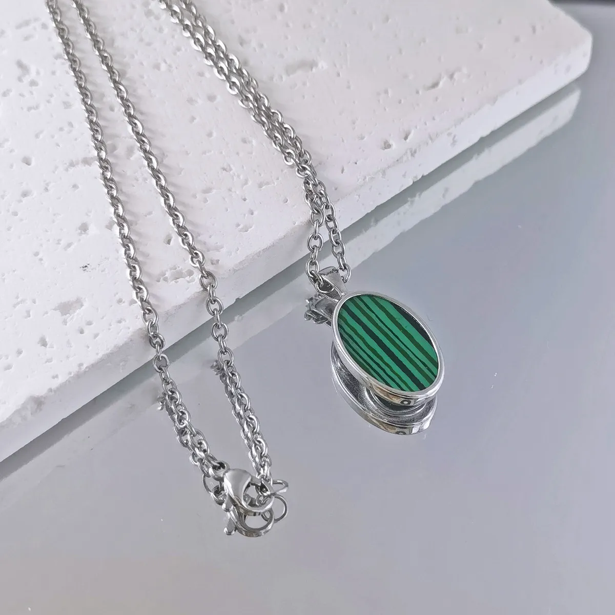 Double-Sided Malachite Pendant Necklace